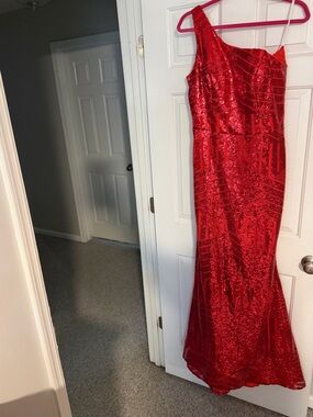 One-Shoulder Red Sequin Evening Gown